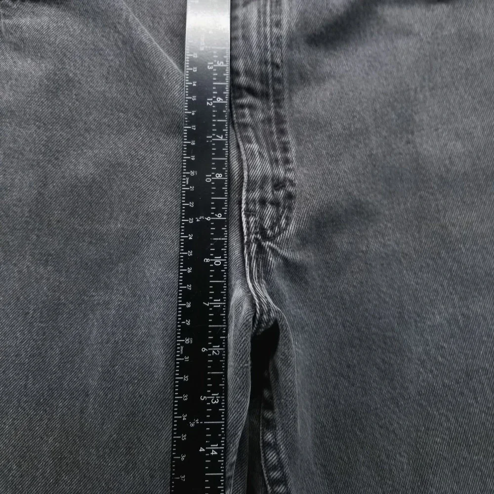 Levis before purchasing