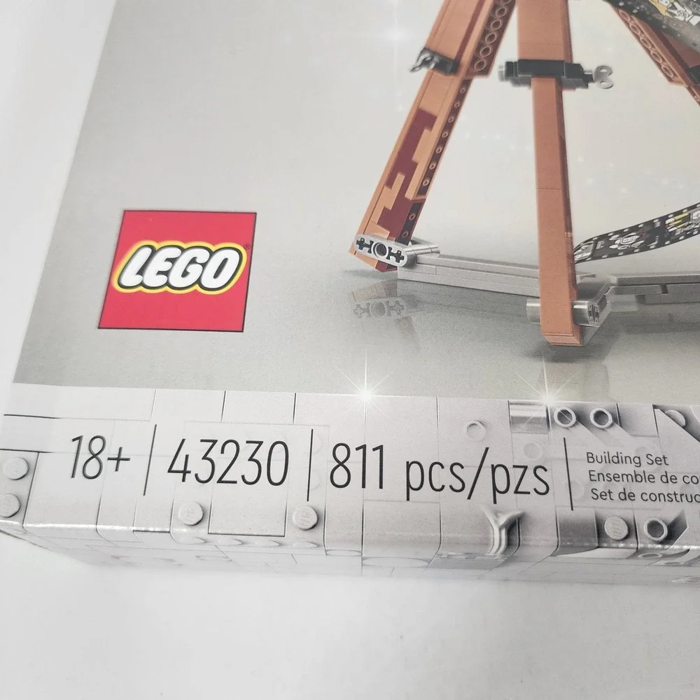 Lego piece opened ships