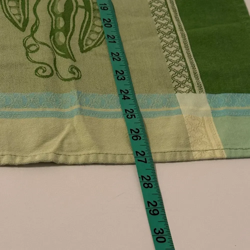 N/A lovely green