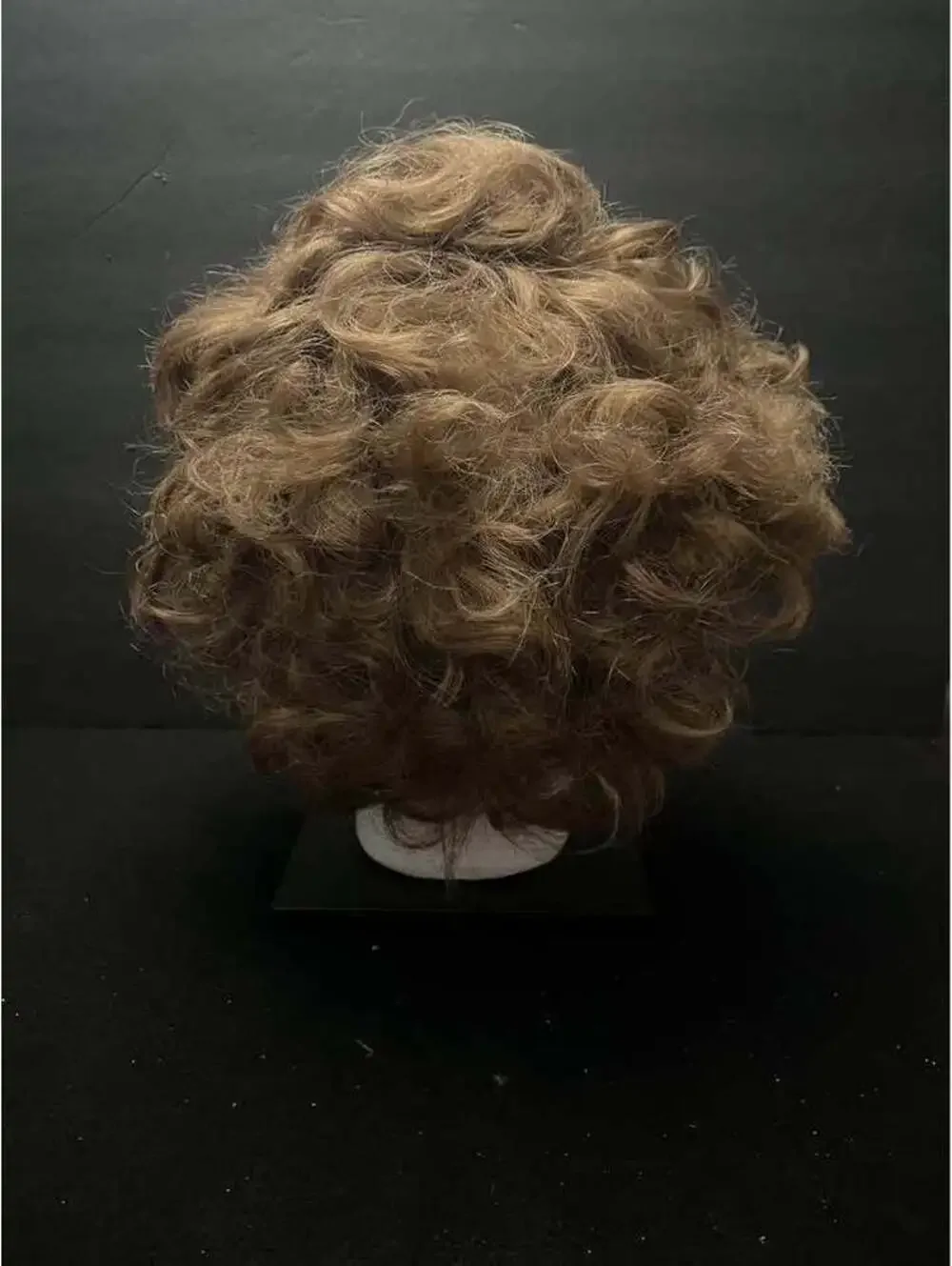 N/A synthetic curly