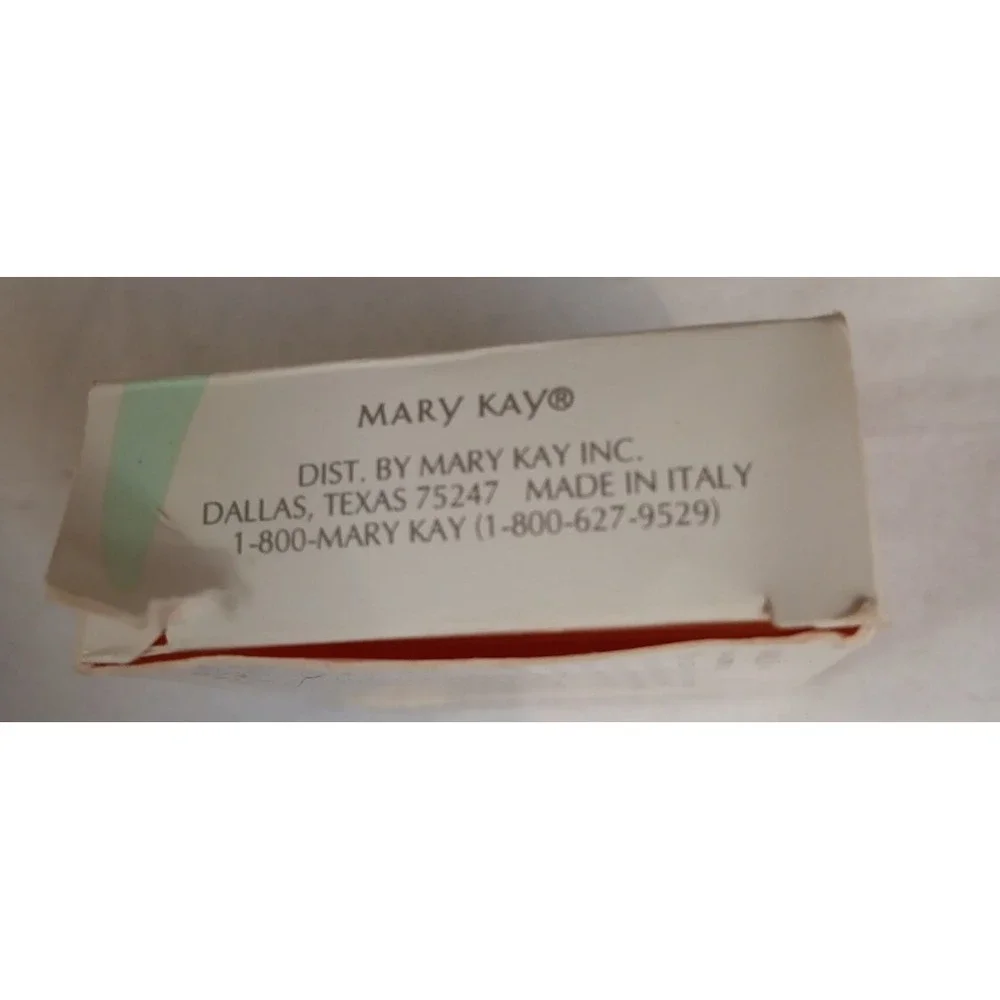 Mary Kay corner kay color