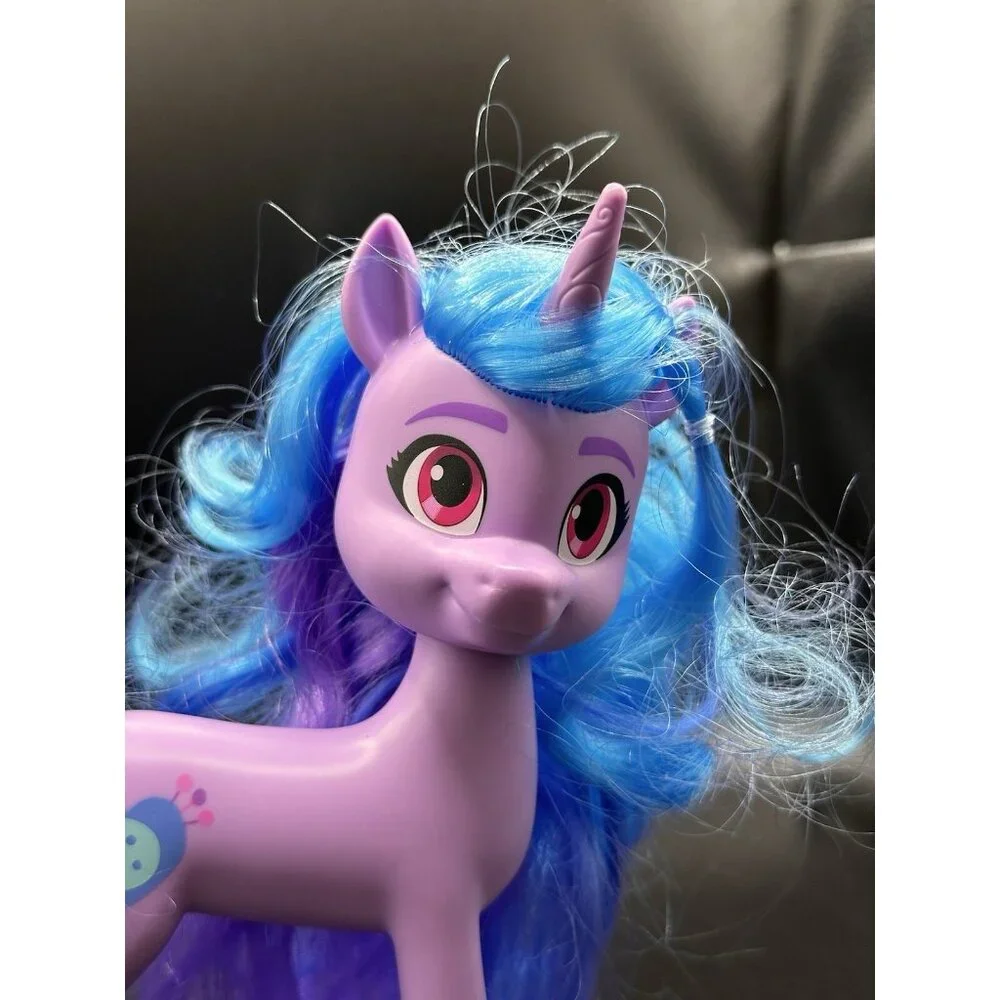 My Little Pony looked adventures