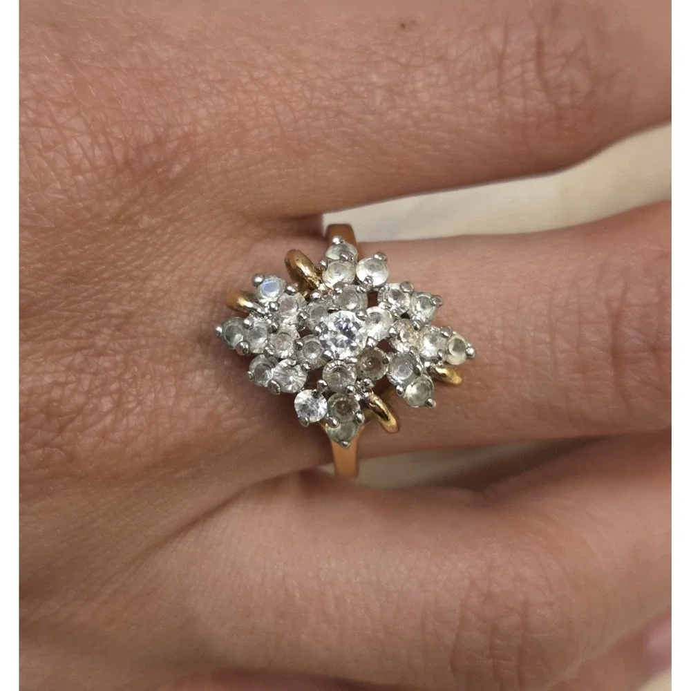 Vintage 18KGE Waterfall Cluster Cocktail Ring Size 9‎