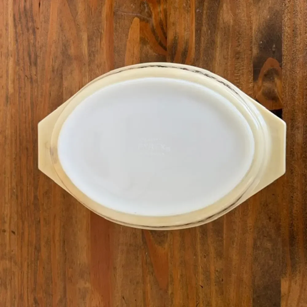 Pyrex vintage golden