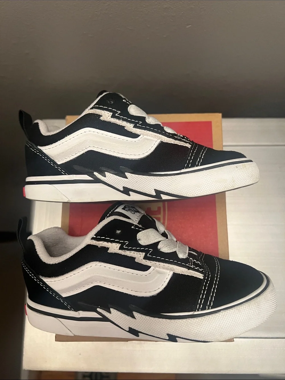 Vans knu skool