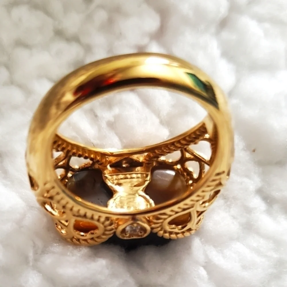 Karis ring featuring