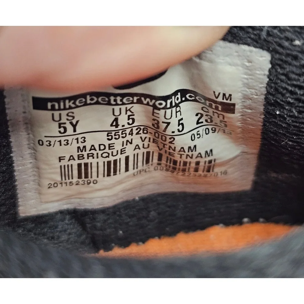 Nike colors may