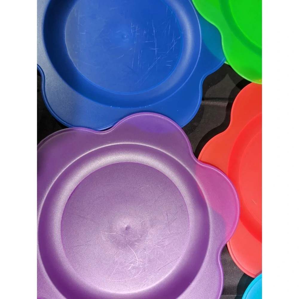 The Unbranded Brand bowls 12