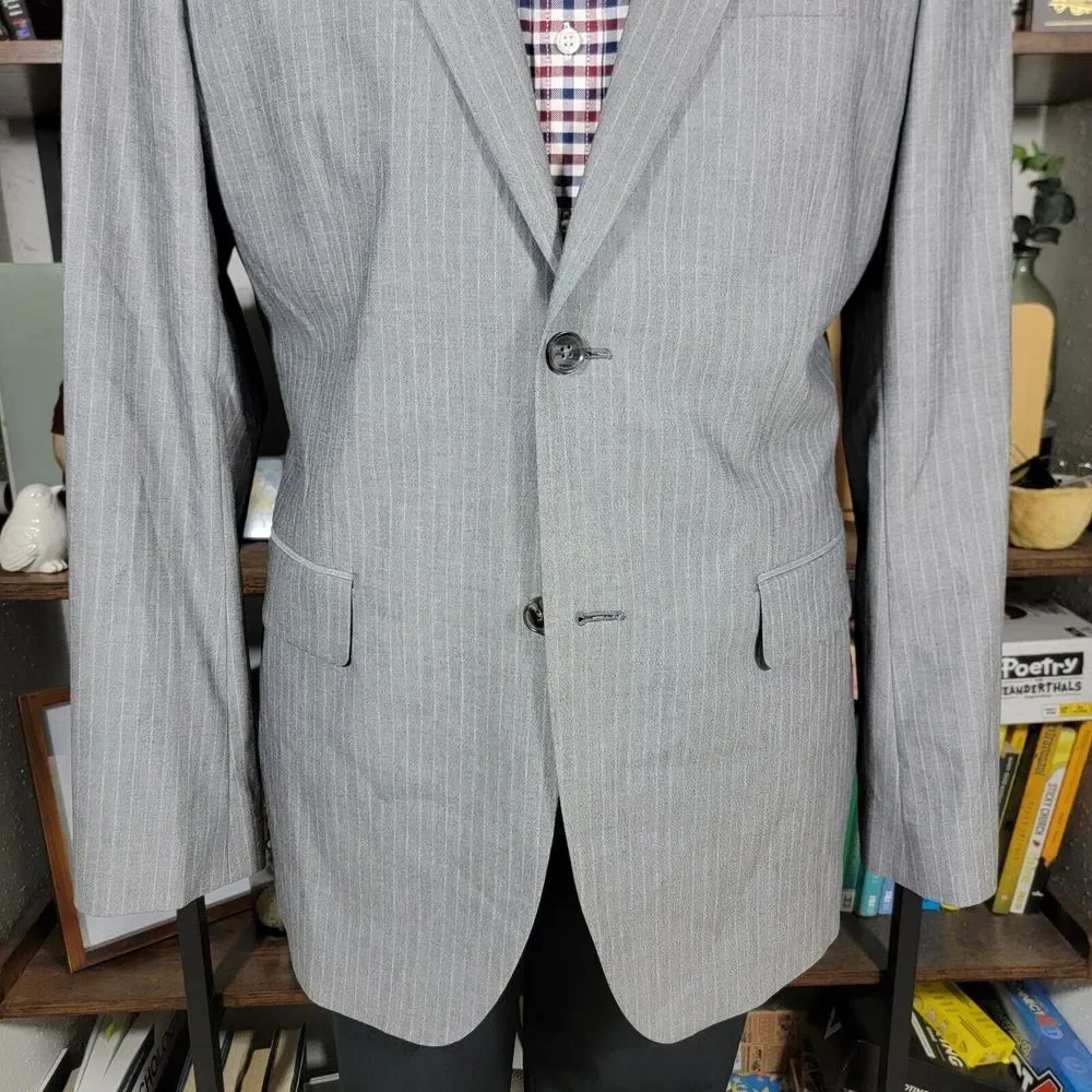 Express Men's Sport Coat Blazer Two Button Gray Striped Polyester Blend Size 42L
