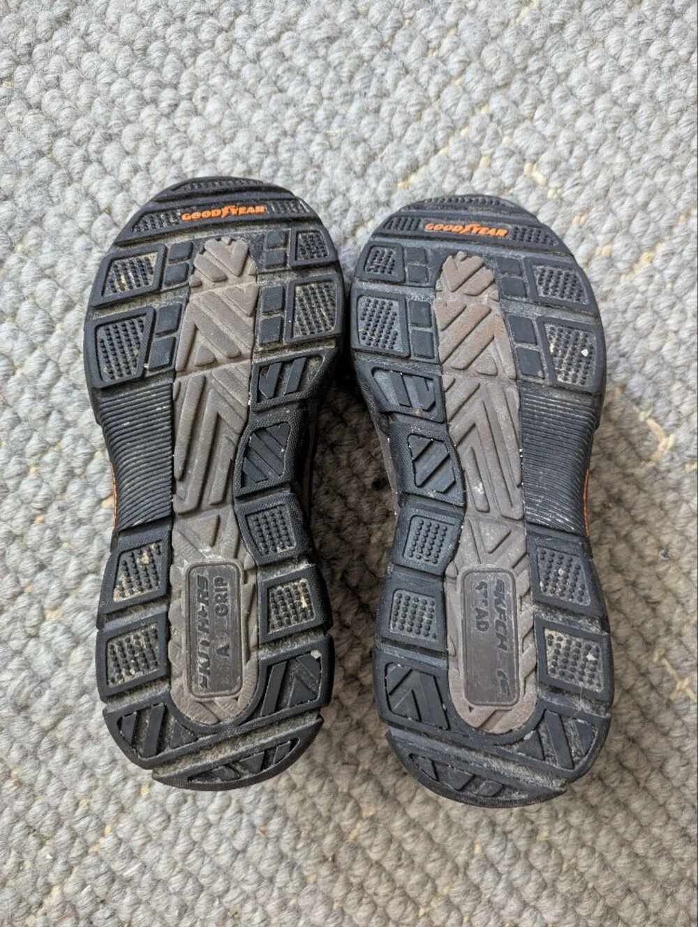 Skechers easy slip