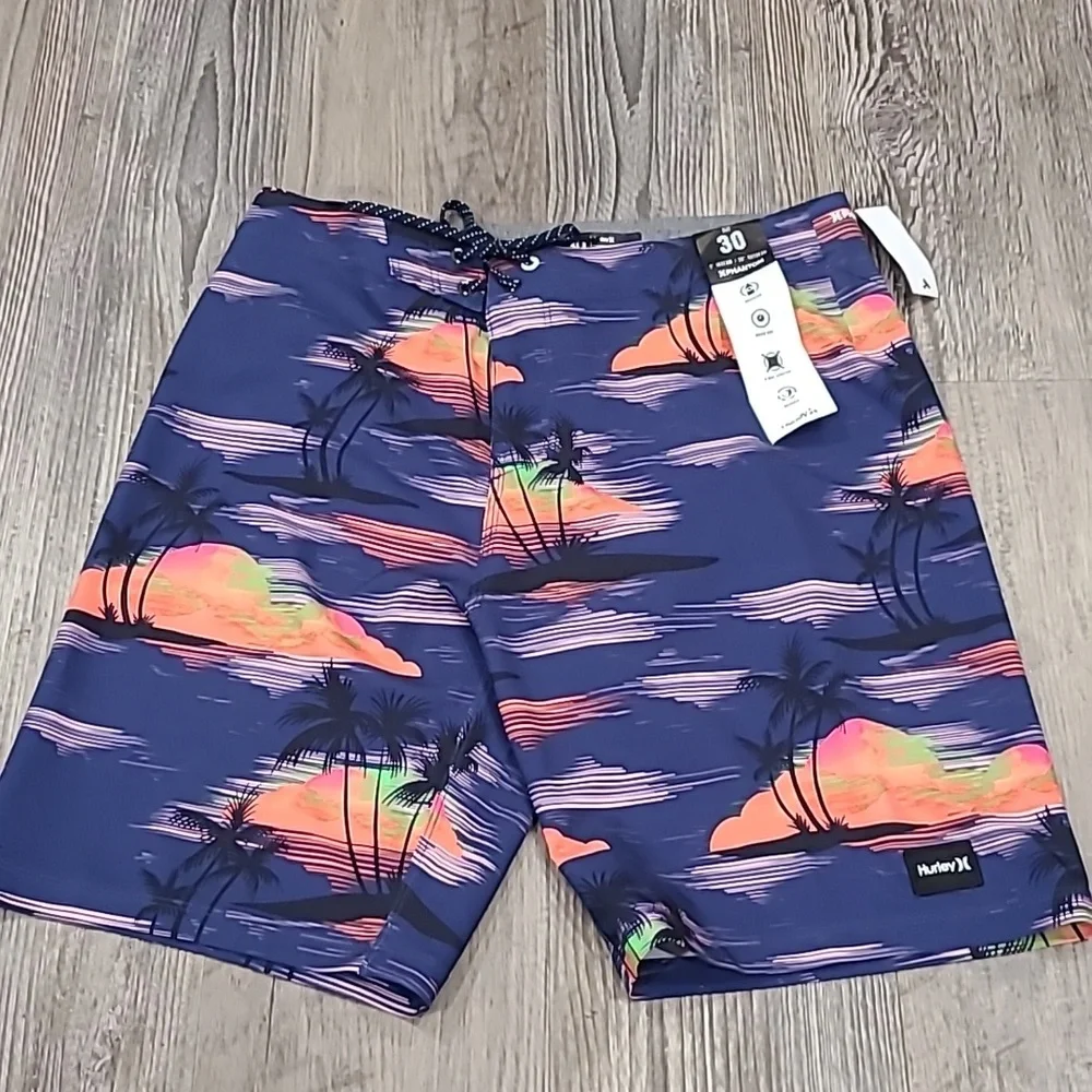 Hurley vibrant swim