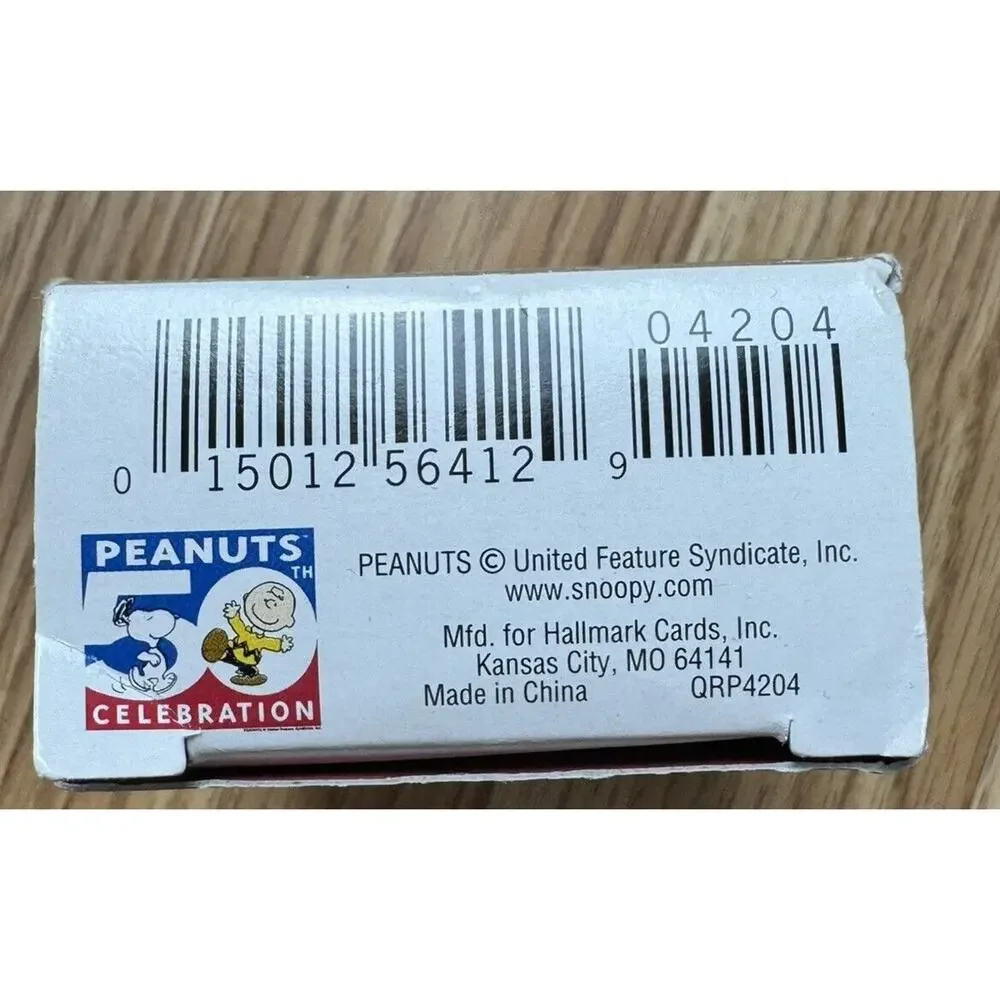 Hallmark peanuts linus