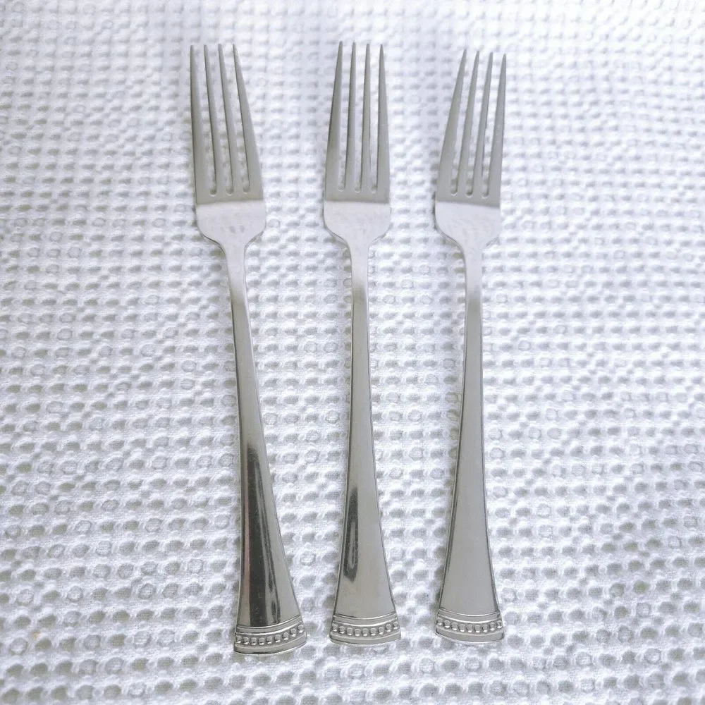 3 Lenox Portola Dinner‎ Forks 18/10 Glossy Stainless Flatware 8 1/4
