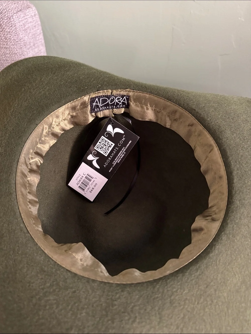ADORA nwt 100%