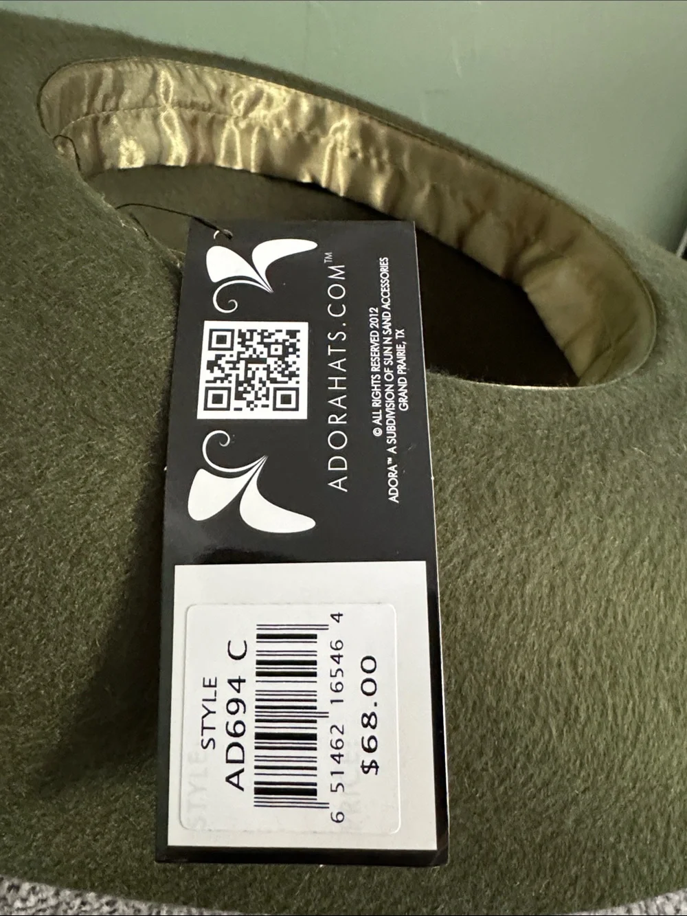 ADORA nwt 100%