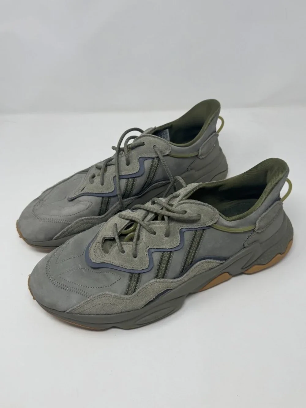 Adidas OZWEEGO Olive Green Suede Sneakers Men's Size 13