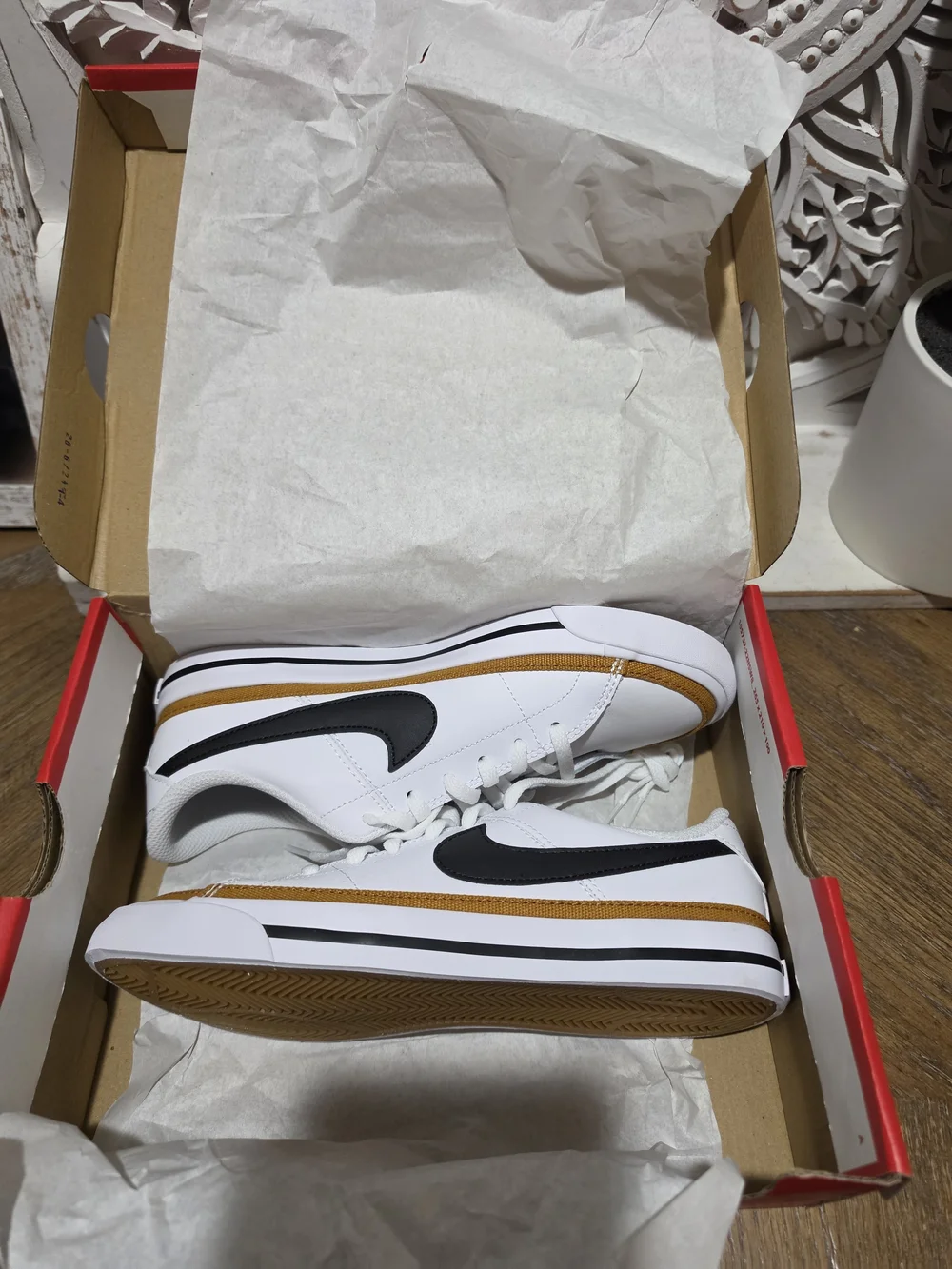Nike classic white