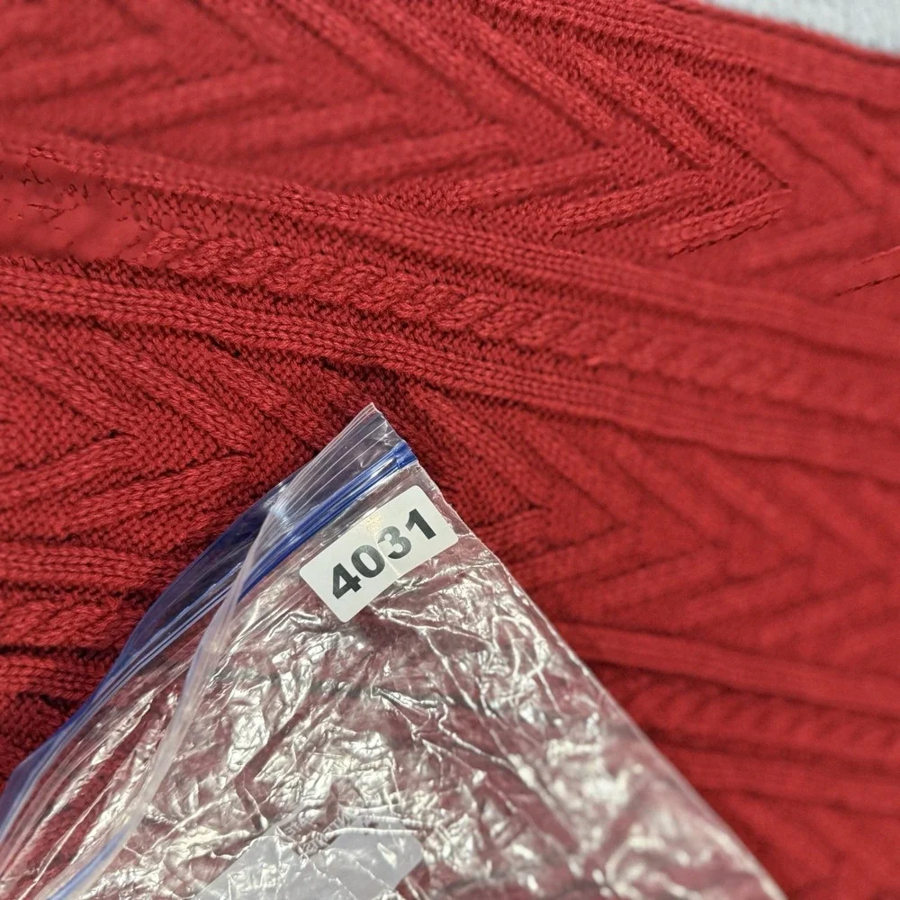 Fabletics red cable