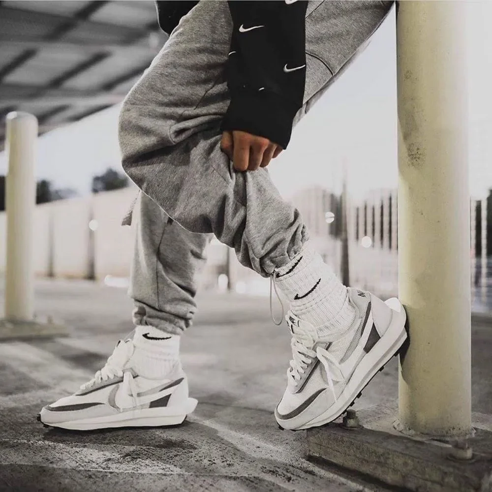 Nike x sacai LDWaffle Summit White | Men Size 10 |
