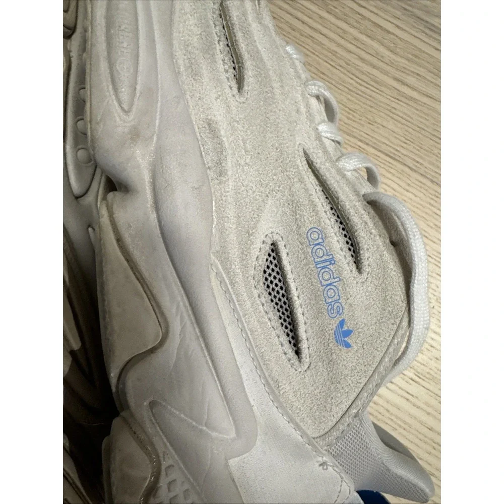 N/A adidas ozweego