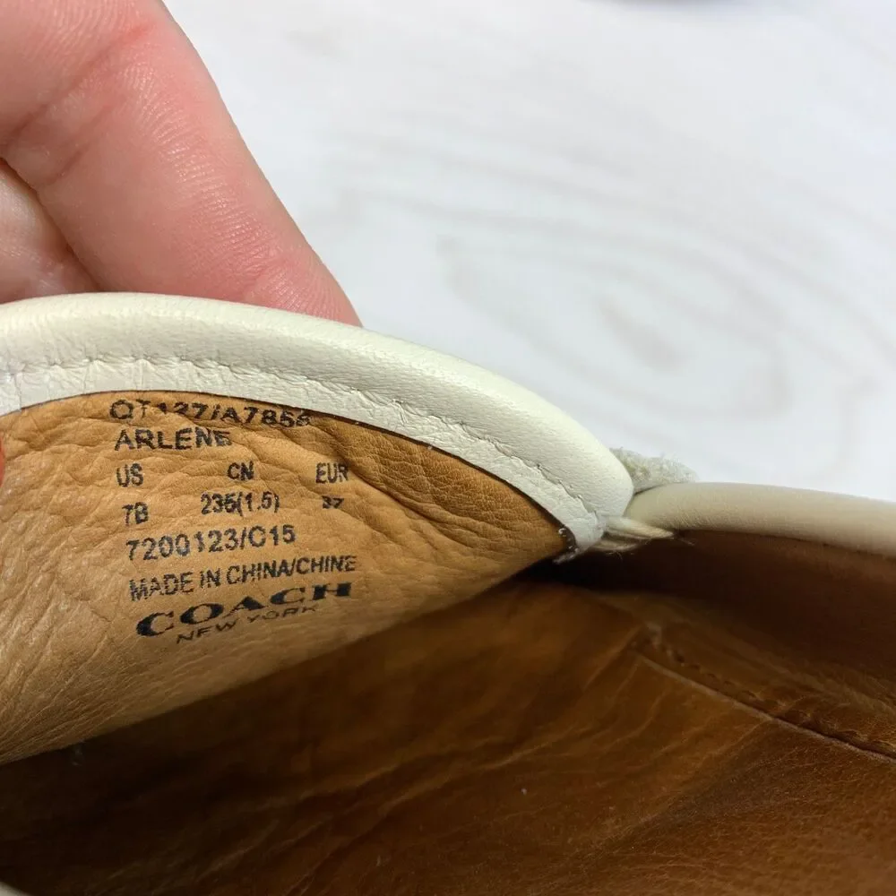 Coach normal shipping shows
