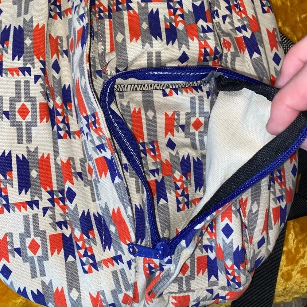 Kavu this eye