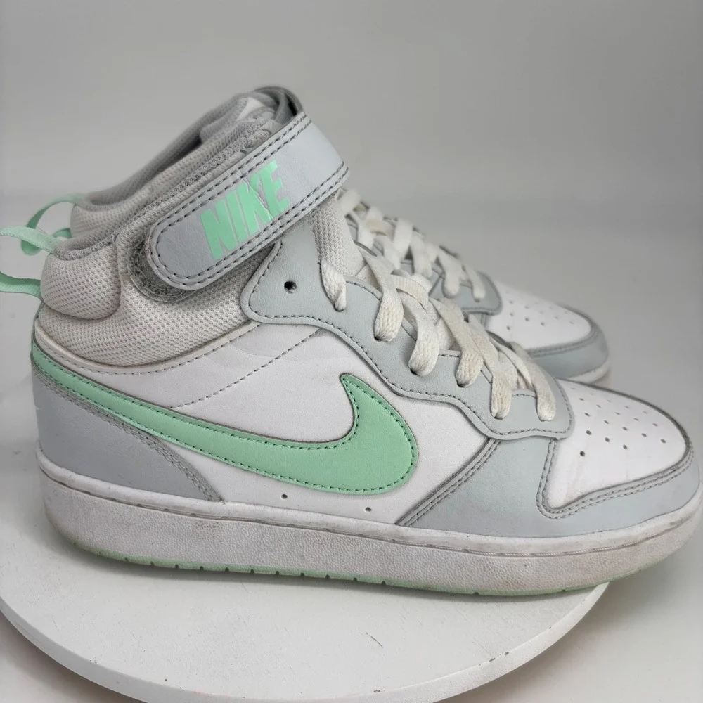 Nike keywords athleisure