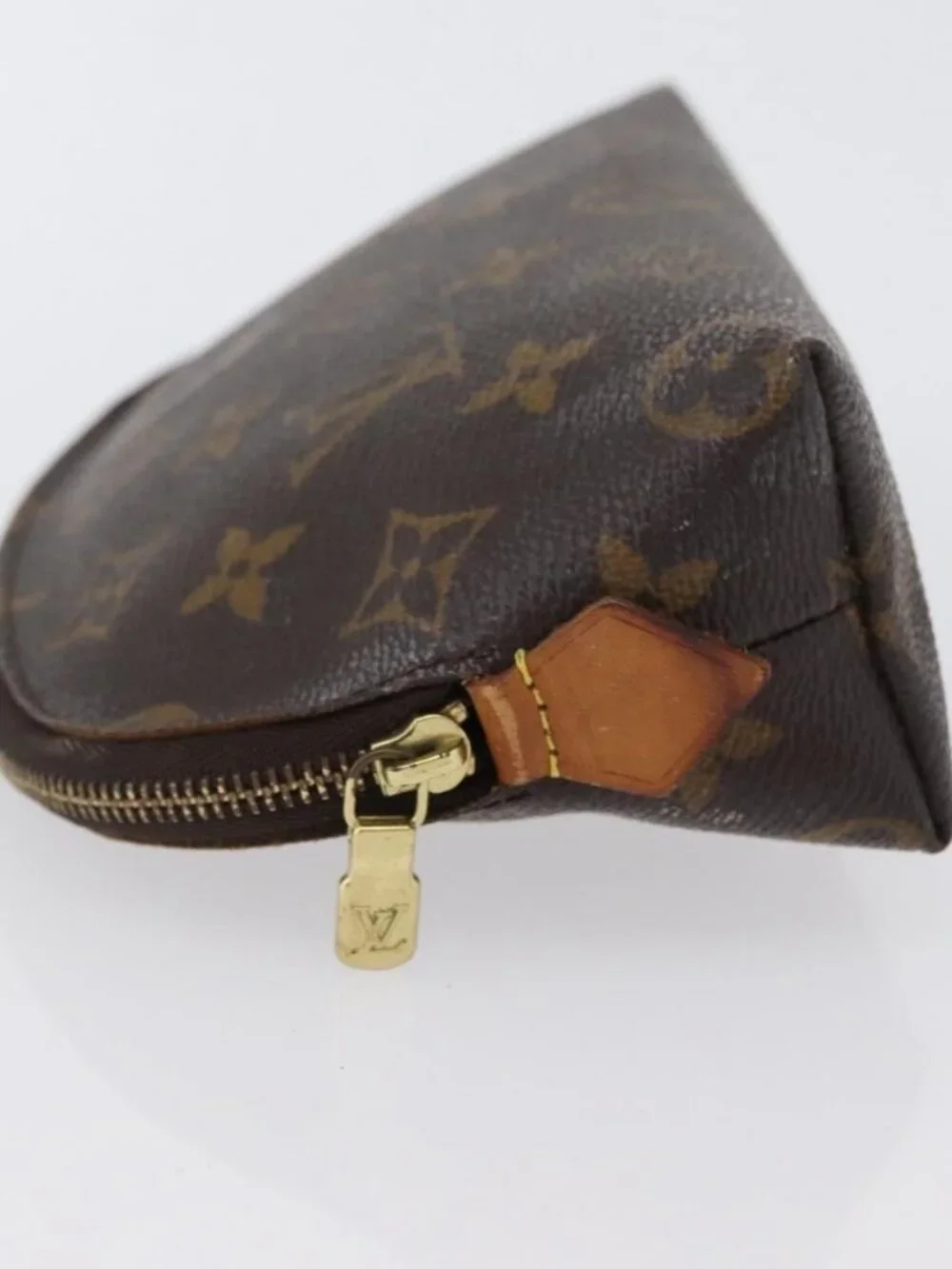 Louis Vuitton metal only