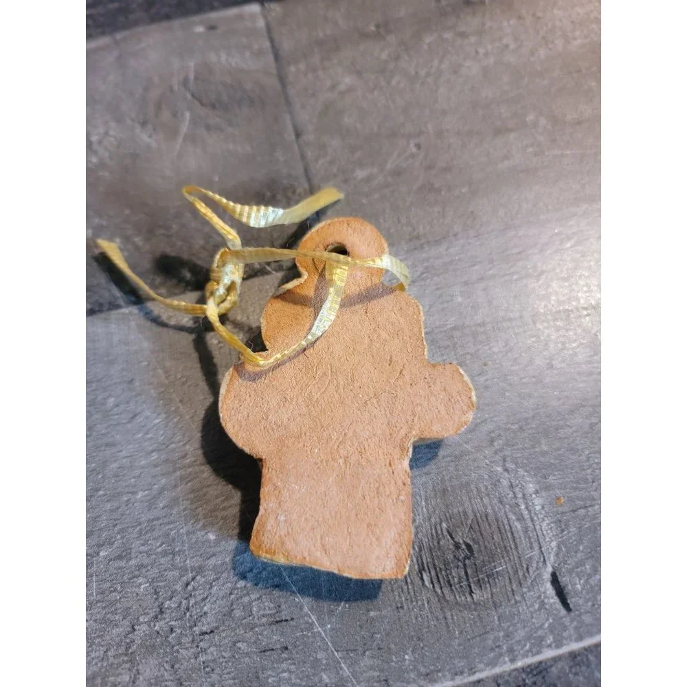 unbranded handmade tree