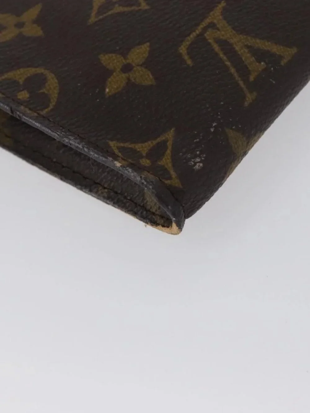 Louis Vuitton brand	louis vuitton