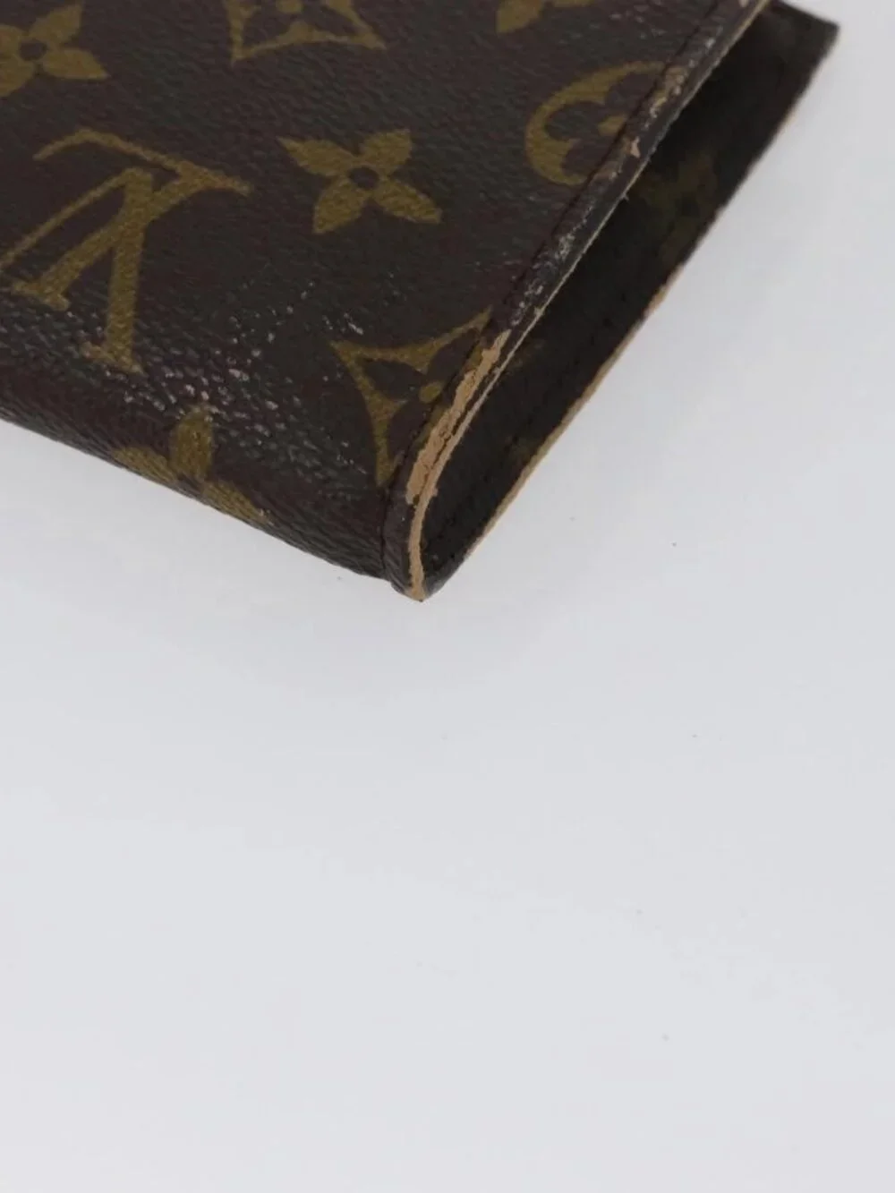 Louis Vuitton brand	louis vuitton
