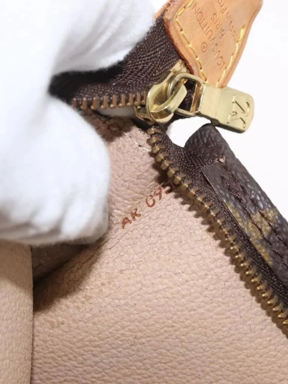 Louis Vuitton brand	louis vuitton