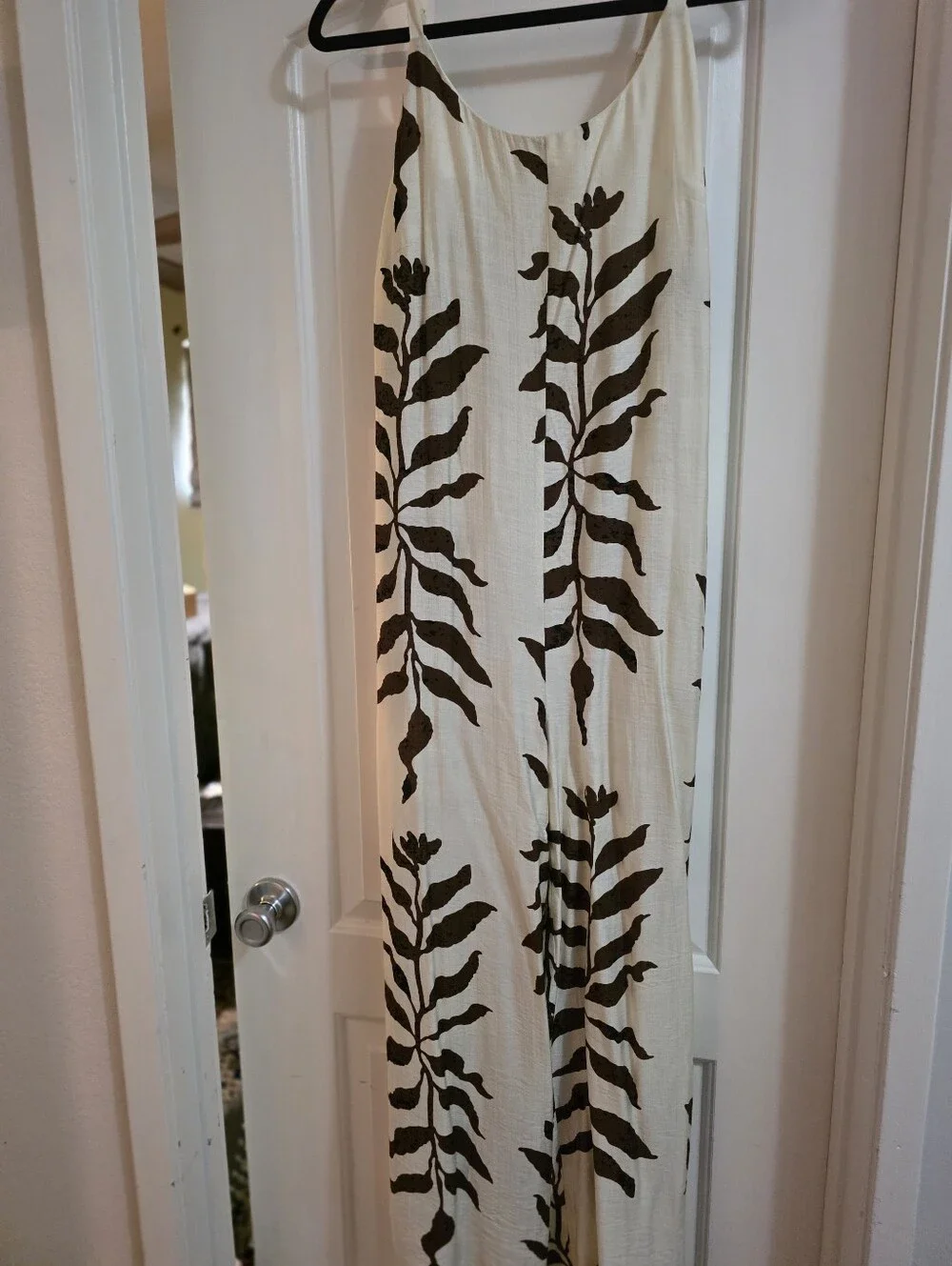 Cutest Summer Jumpsuot... Cream and Brown Botanica
