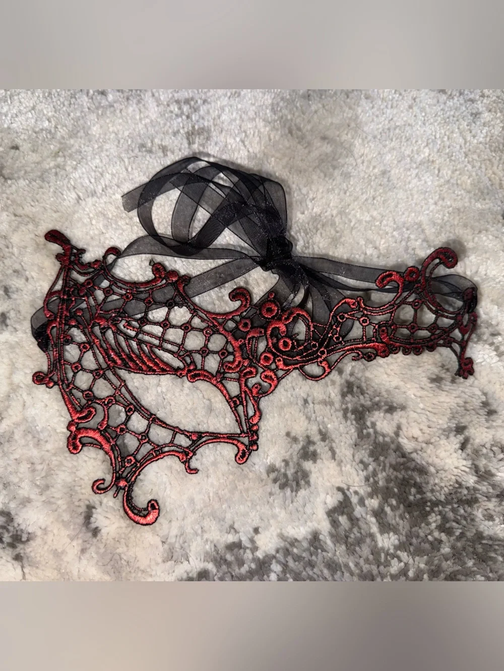 N/A intricate lace