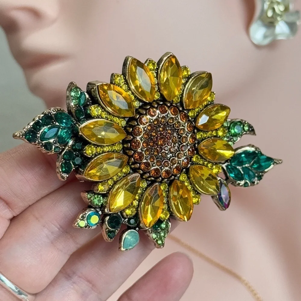 Anthropologie stunning sunflower