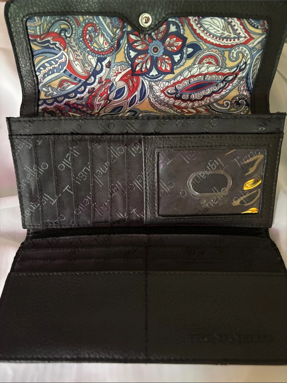 Tignanello coin trifold