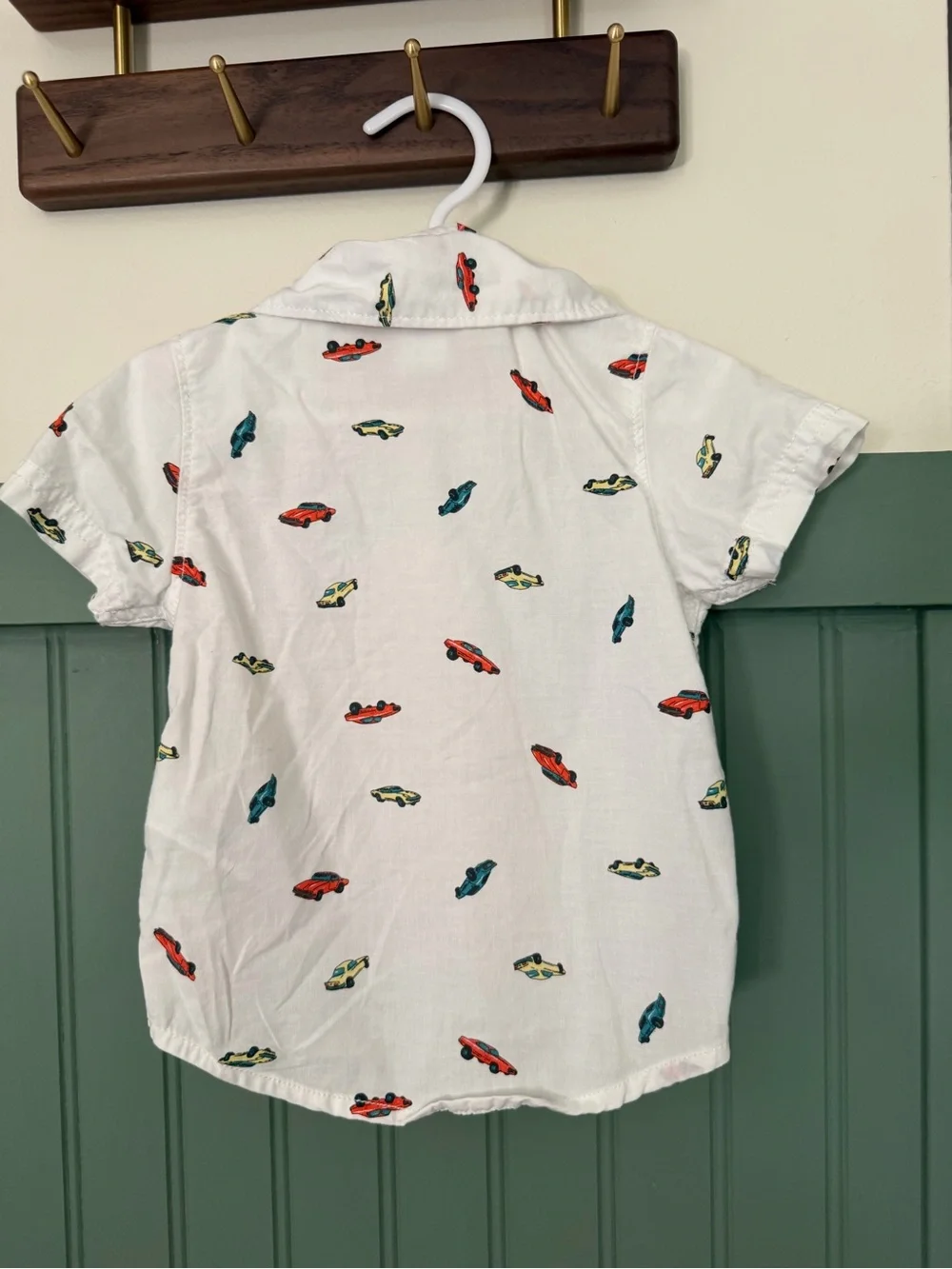 Carter's White Short-Sleeve Button-Down Shirt with Red, Blue & Yellow Car Print