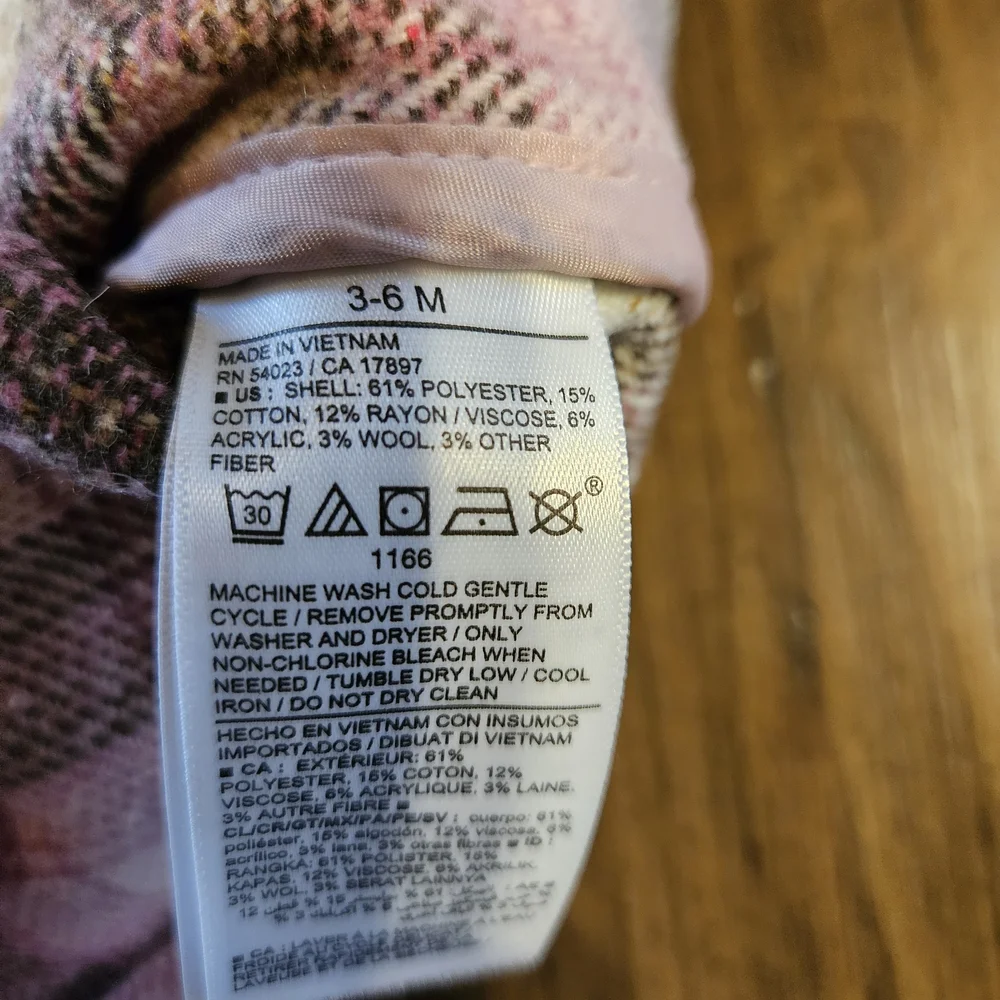 Old Navy charming plaid