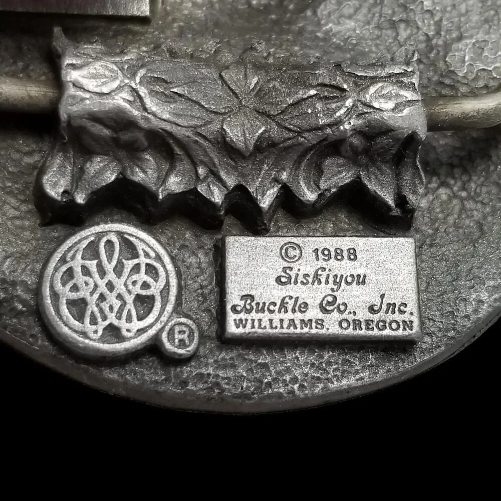 N/A vintage belt