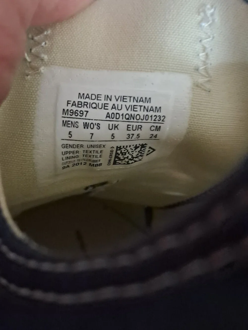 Converse size once