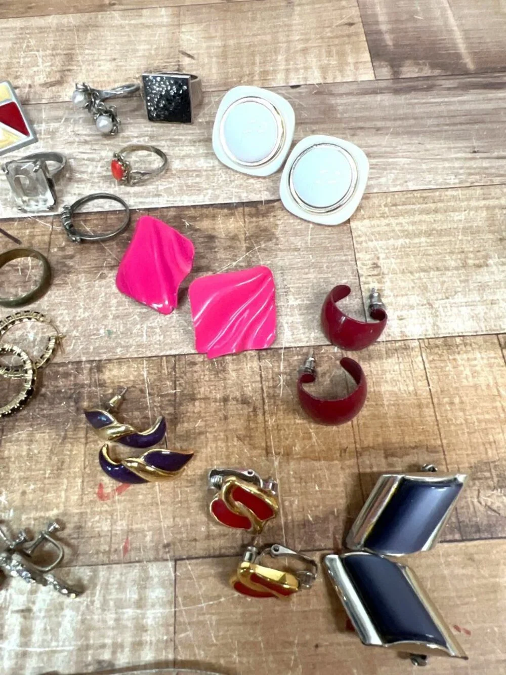 Vintage Statement Jewelry Lot With Earrings Rings & Brooches In Mixed Materials