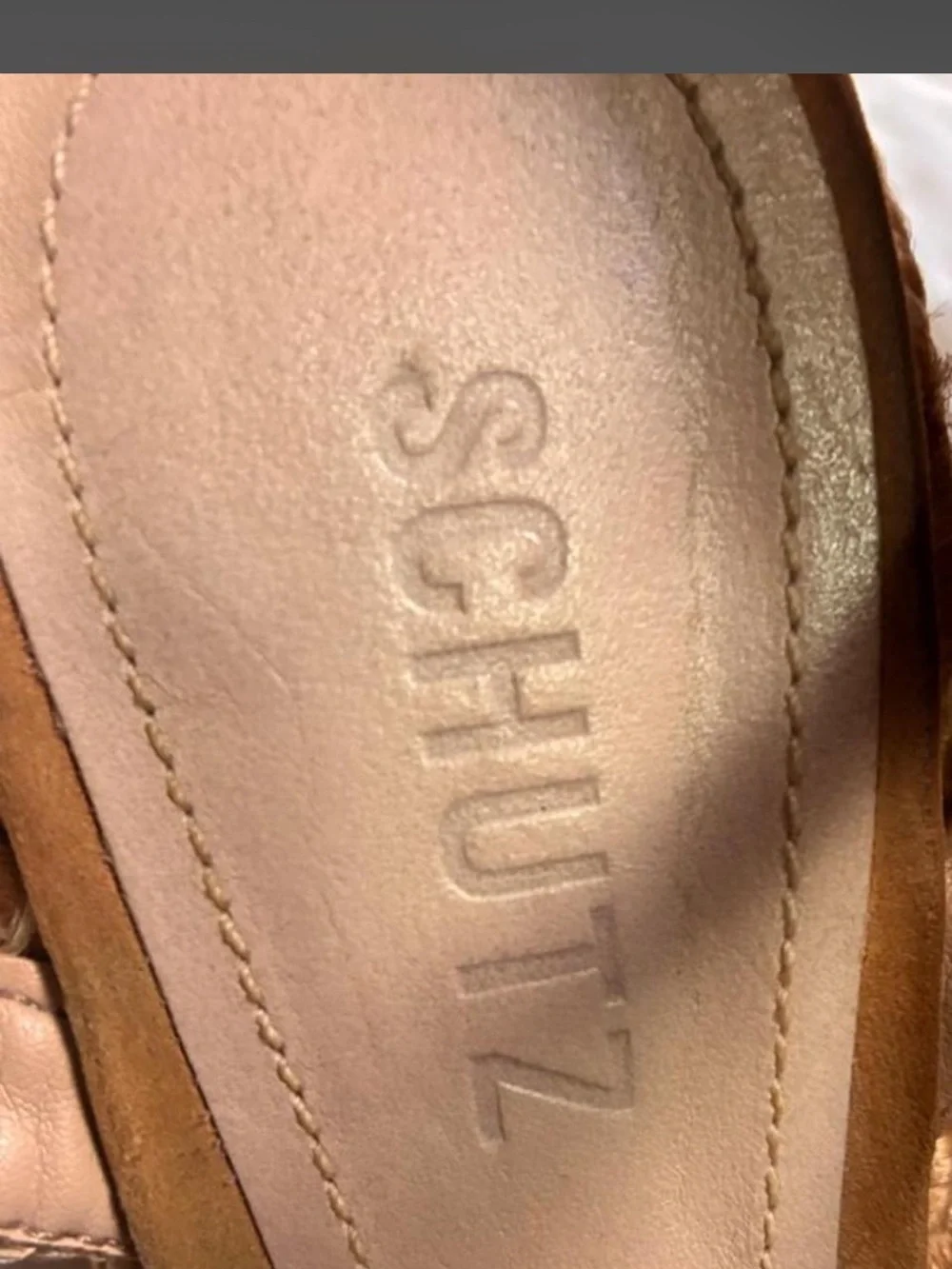 SCHUTZ schütz tan