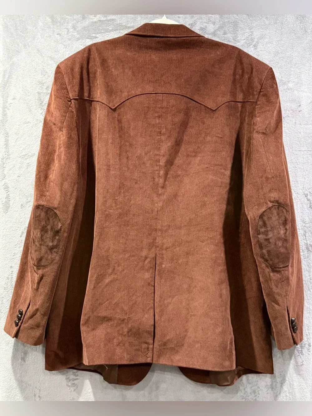 Circle S stylish vintage items
