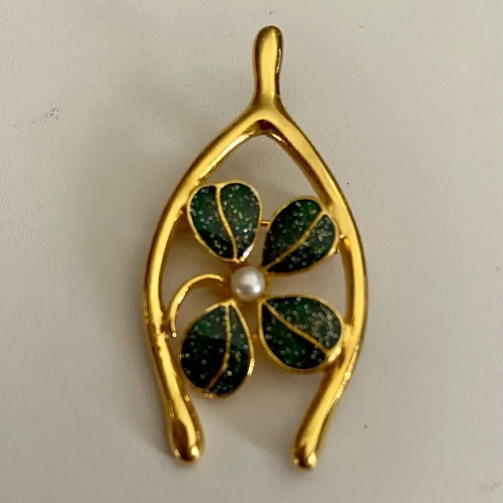 𝅺VINTAGE 4leaf clover wishbone brooch