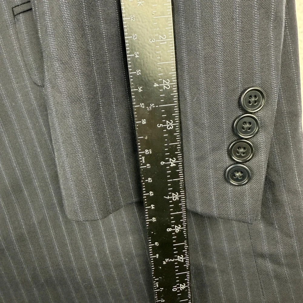Brooks Brothers note broken