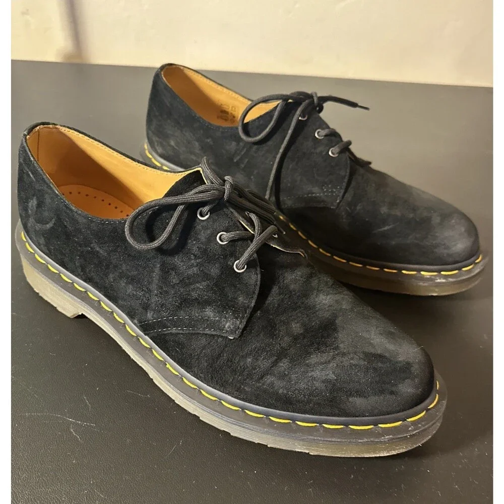 Dr. Martens suede doesnt