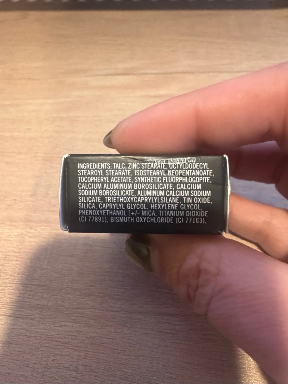 MAC Cosmetics color carbon