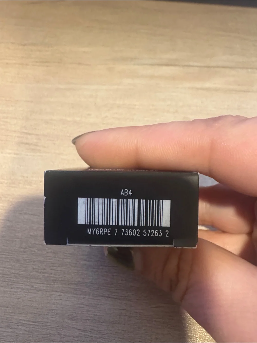 MAC Cosmetics color carbon