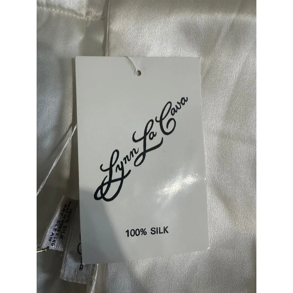 Lynn La Cava lustrous 100%