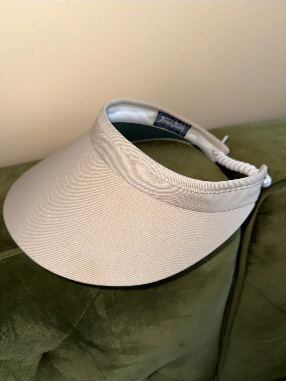 Town Talk light beige